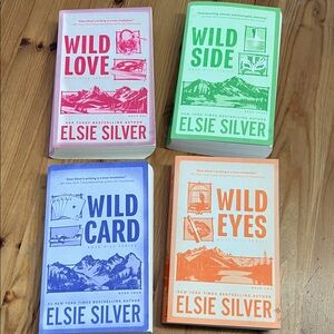 Elsie Silver Book Set - Wild Love Series excellent condition!